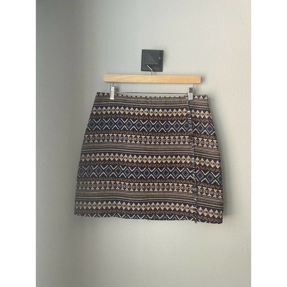 CATO 10 women's Boho Print Aztec mini skirt - Picture 2 of 6